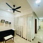 10 Semantan Residences