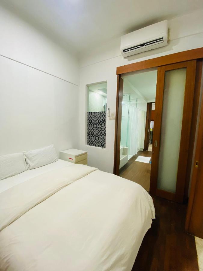 10 Semantan Residences *