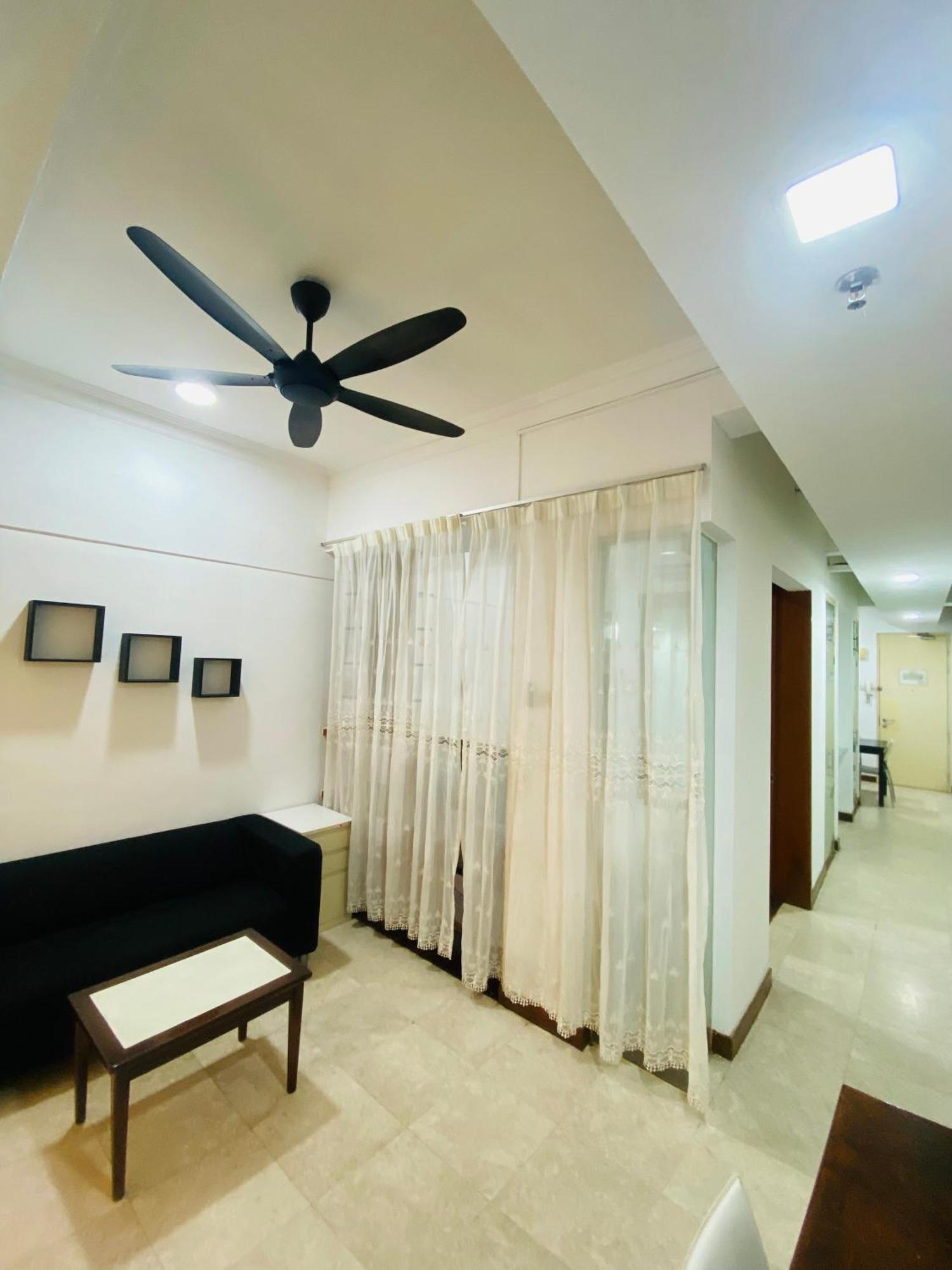 10 Semantan Residences