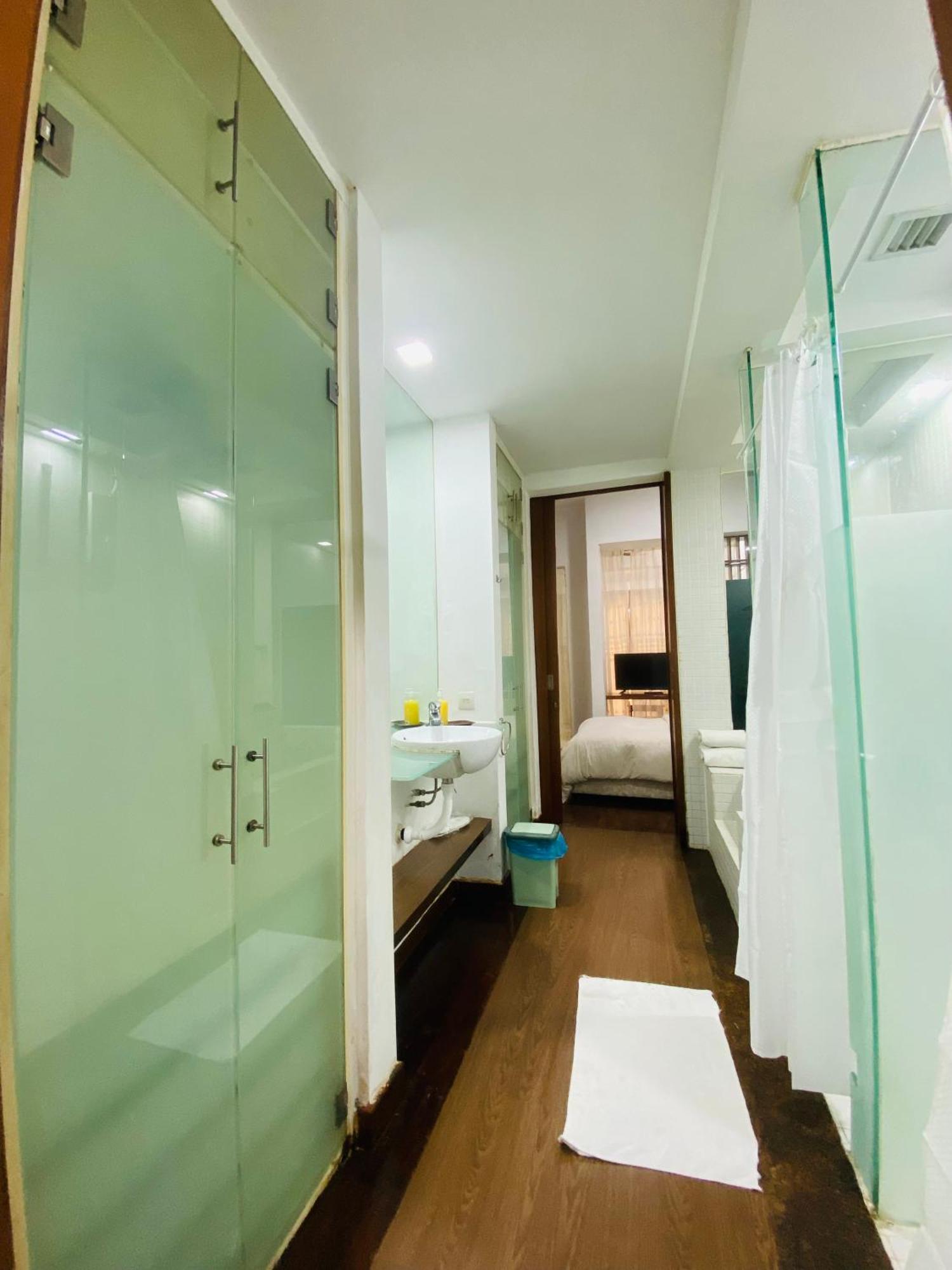 Pangsapuri 10 Semantan Residences